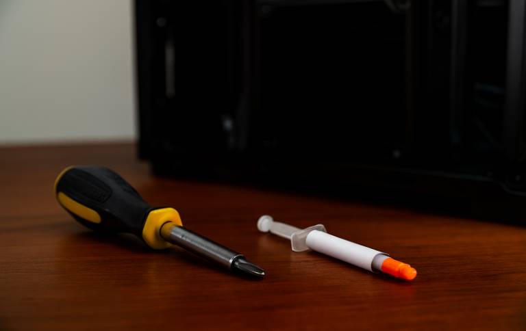 نصب سیستم خنک کننده مایع-نصب-سیستم-خنک-کننده-مایع - خنک-کننده-مایع-پردازنده - انتخاب-خنک-کننده-AIO - راهنمای-نصب-AIO - بهترین-خنک-کننده-مایع - خنک-کننده-برای-CPU - خنک-کننده-برای-گیمینگ - خنک-کننده-برای-رندرینگ - خنک-کننده-برای-اورکلاک - خنک-کننده-برای-سیستم-حرفه‌ای - خنک-کننده-برای-پردازنده-قوی - خنک-کننده-برای-سیستم-ساکت - خنک-کننده-با-فن-بی‌صدا - خنک-کننده-با-رادیاتور-بزرگ - خنک-کننده-با-نور-RGB - خنک-کننده-با-قیمت-مناسب - خنک-کننده-با-کیفیت-ساخت-بالا - خنک-کننده-برای-کیس-گیمینگ - خنک-کننده-برای-کیس-کوچک - خنک-کننده-برای-کیس-بزرگ - نصب-خنک-کننده-در-کیس - آموزش-نصب-خنک-کننده - خنک-کننده-مایع-یا-بادی - مقایسه-خنک-کننده-مایع-و-بادی - خنک-کننده-برای-پردازنده-Intel - خنک-کننده-برای-پردازنده-AMD - خنک-کننده-برای-Core-i9 - خنک-کننده-برای-Ryzen - خنک-کننده-برای-تولید-محتوا - خنک-کننده-برای-طراحان - خنک-کننده-برای-برنامه‌نویسان - خنک-کننده-برای-سیستم-های-سنگین